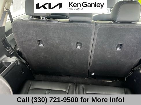 Certified 2023 Kia Sorento S FWD image 53