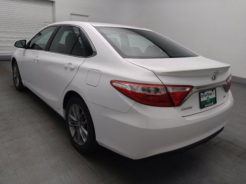 Used 2016 Toyota Camry SE FWD image 5