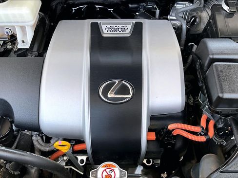 Used 2018 Lexus RX 450hL Premium w/ Premium Package AWD/4WD image 33