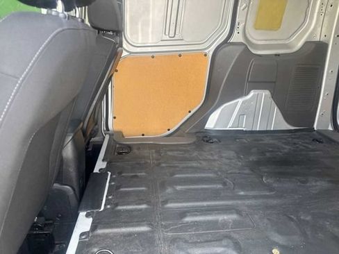 Used 2023 Ford Transit Connect XLT FWD image 10