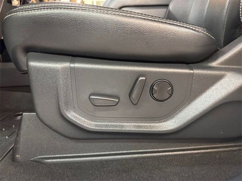 Used 2022 Ford F250 Lariat w/ Lariat Value Package image 19