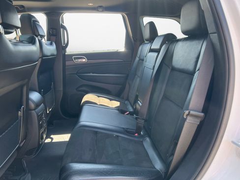 Used 2021 Jeep Grand Cherokee Laredo X image 13