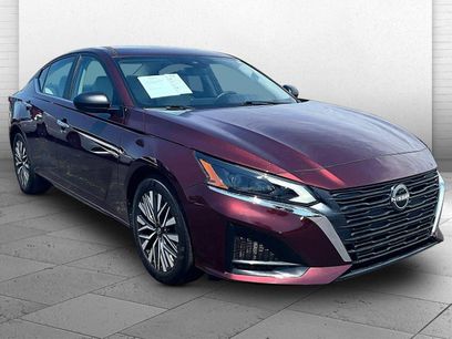Used 2025 Nissan Altima 2.5 SV