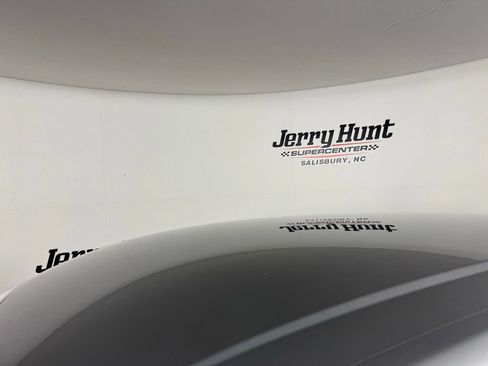 Used 2025 Chevrolet Trax LS w/ Driver Confidence Package image 13