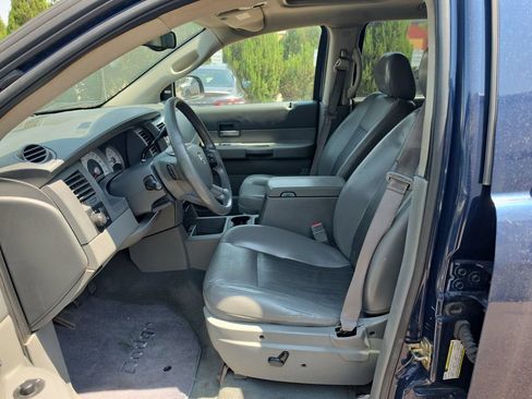 Used 2005 Dodge Durango Limited w/ Travel Convenience Group RWD image 9