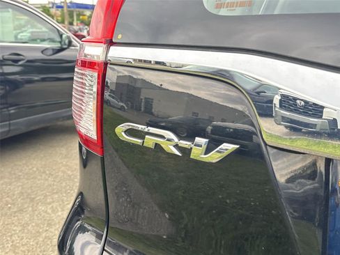 Used 2015 Honda CR-V LX image 11