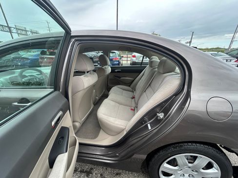 Used 2011 Honda Civic LX image 5
