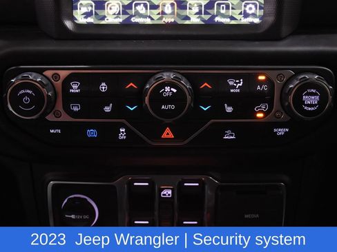 Used 2023 Jeep Wrangler Unlimited Sahara w/ Cold Weather Group AWD/4WD image 23