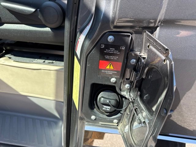 Used 2016 Mercedes-Benz Sprinter 3500 image 33