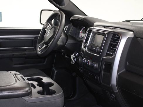 Used 2024 RAM 1500 Classic Warlock image 27