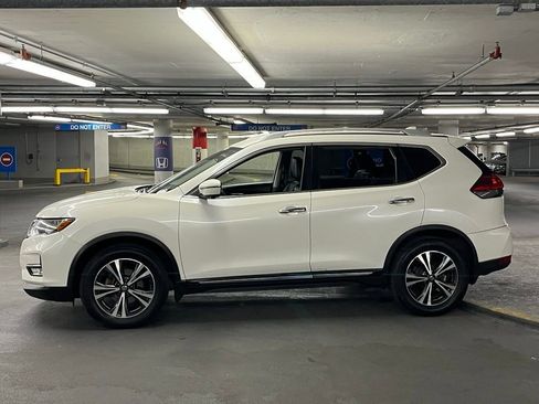 Used 2017 Nissan Rogue SL image 28