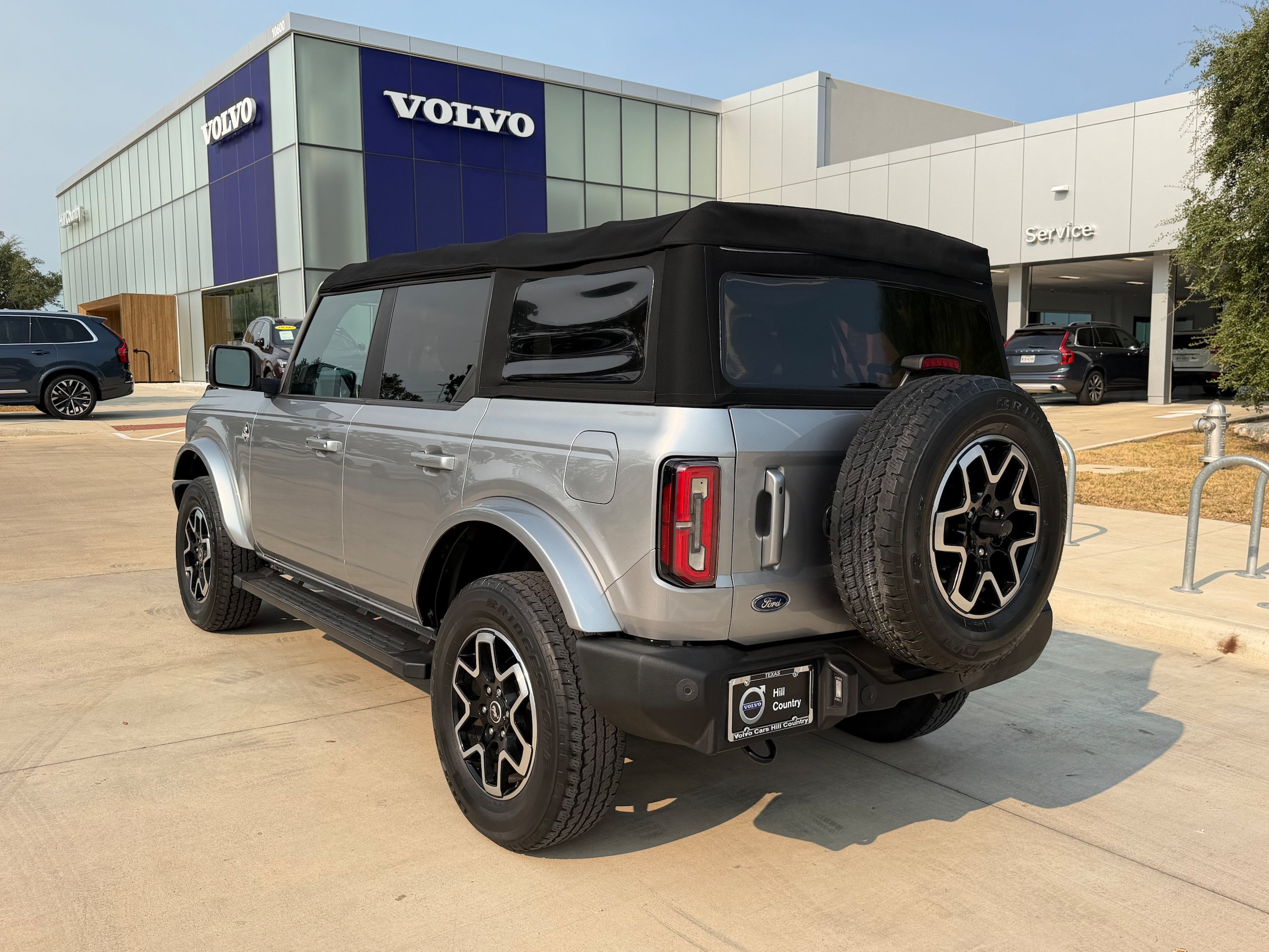 Used 2023 Ford Bronco Outer Banks AWD/4WD image 4