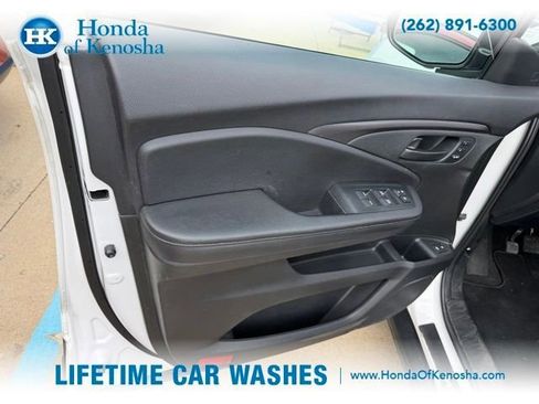 Used 2023 Honda Passport EX-L image 7