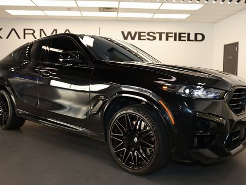 Used 2025 BMW X6 M Competition w/ Executive Package image 9