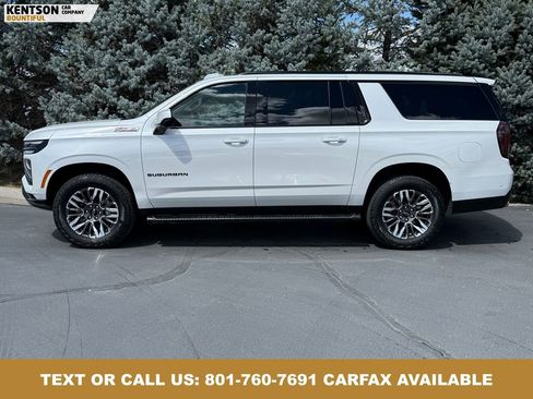 Used 2025 Chevrolet Suburban Z71 AWD/4WD image 4
