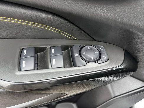 Used 2024 Chevrolet Trax ACTIV w/ Sunroof Package FWD image 14