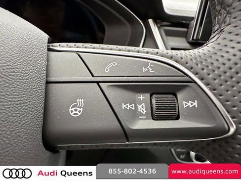 Used 2025 Audi Q5 2.0T Premium Plus w/ Premium Plus Package AWD/4WD image 31