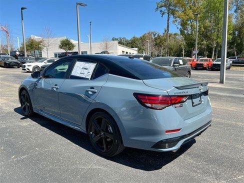New 2025 Nissan Sentra SR w/ SR Premium Package image 29
