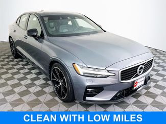 Used 2019 Volvo S60 T6 R-Design AWD/4WD video 1