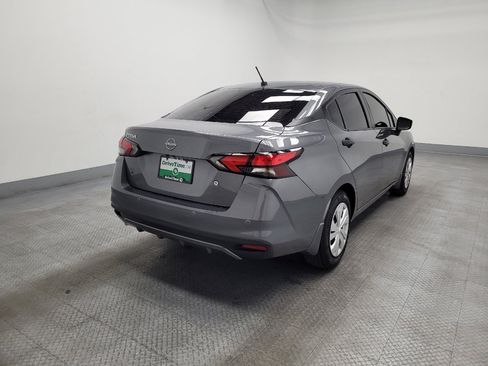 Used 2024 Nissan Versa S w/ Trunk Package FWD image 9