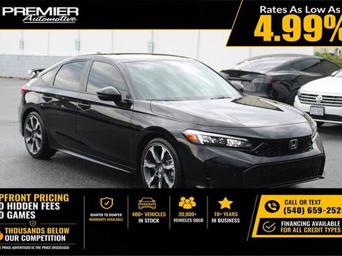 Used 2025 Honda Civic Sport Touring image 1