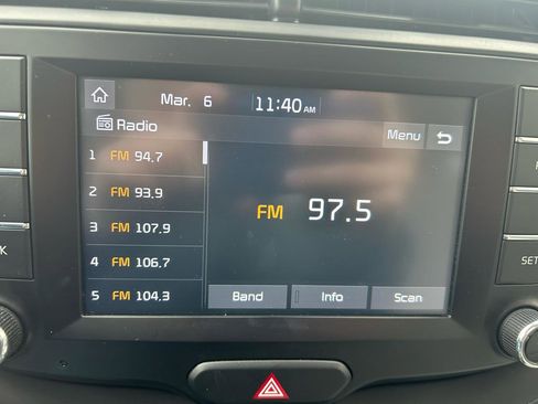 Used 2020 Kia Soul S image 22