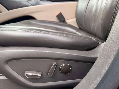 Used 2020 Lincoln Nautilus Reserve image 13