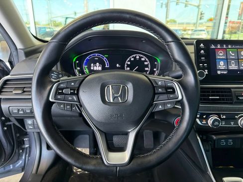 Used 2022 Honda Accord Touring image 24