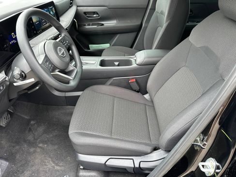 New 2026 Nissan Kicks S FWD image 7