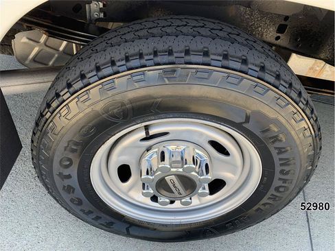 Used 2019 Ford F250 XL w/ Power Equipment Group AWD/4WD image 26
