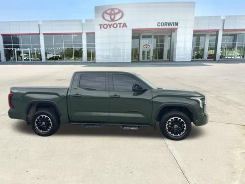 Used 2022 Toyota Tundra SR5 w/ TRD Off-Road Package AWD/4WD image 4