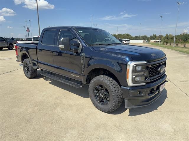 Used 2023 Ford F250 XLT w/ XLT Premium Package AWD/4WD image 2