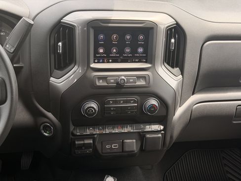 Used 2026 Chevrolet Silverado 1500 Custom Trail Boss AWD/4WD image 30