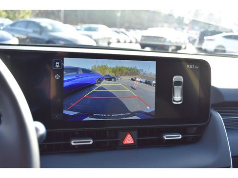 New 2026 Hyundai Ioniq 5 SEL image 25