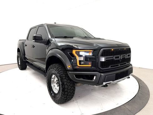 Used 2018 Ford F150 Raptor w/ Equipment Group 802A Luxury AWD/4WD image 11