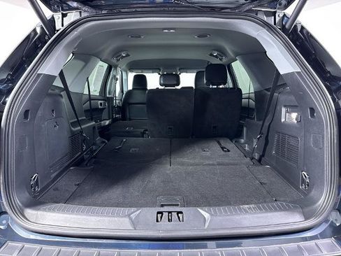 Certified 2024 Ford Explorer XLT w/ Equipment Group 202A AWD/4WD image 7