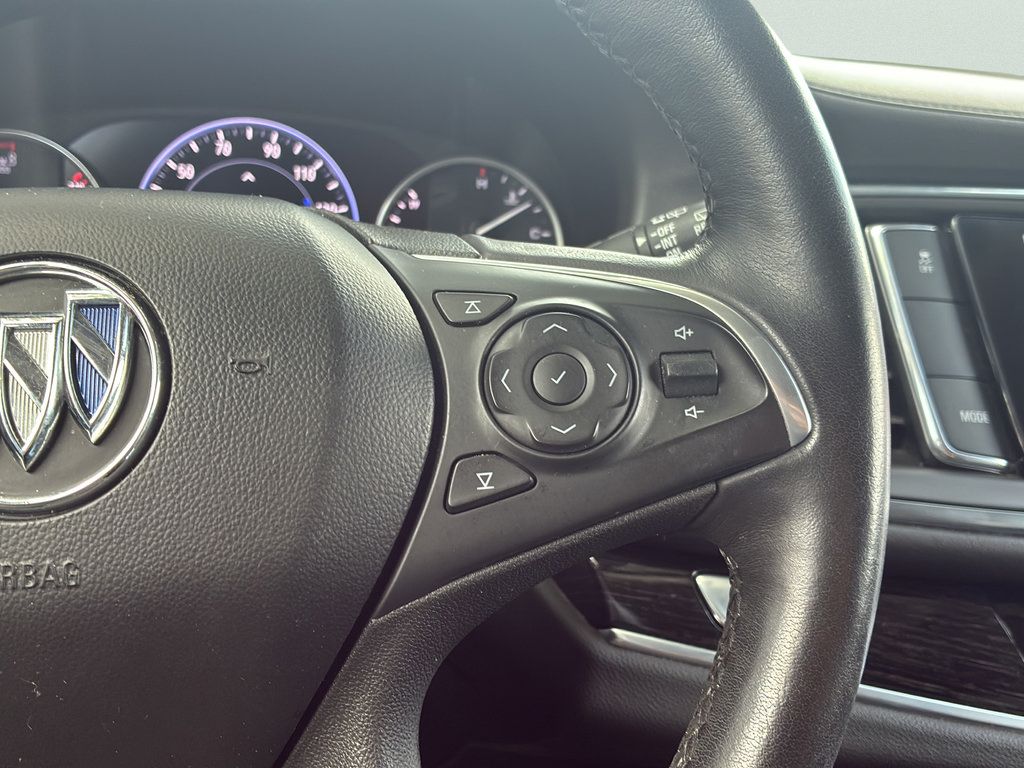 Used 2020 Buick Enclave Avenir w/ Avenir Technology Package FWD image 35