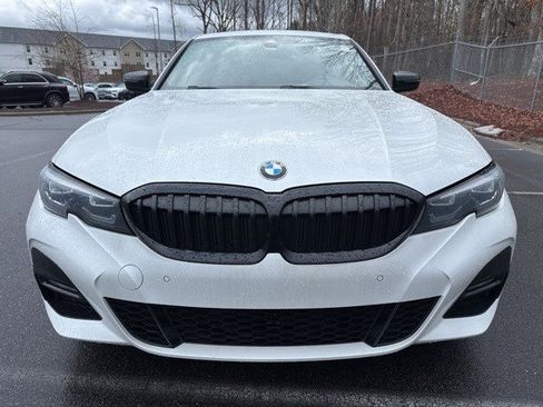 Certified 2022 BMW 330i 330i w/ M Sport Package image 2