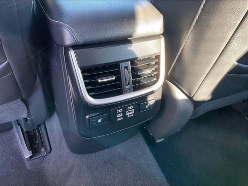 Used 2025 Subaru Legacy Limited AWD/4WD image 28
