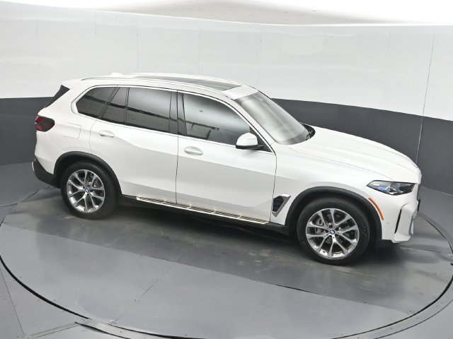 Used 2024 BMW X5 xDrive40i AWD/4WD image 44