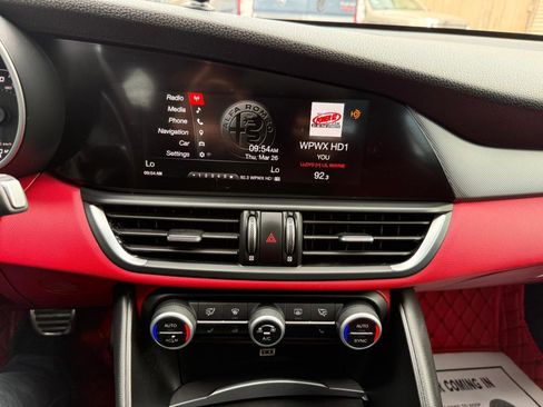 Used 2019 Alfa Romeo Giulia Ti Sport w/ Quick Order Package 22U Sport image 33