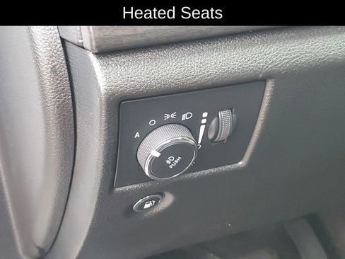 Used 2018 Jeep Grand Cherokee Laredo image 9