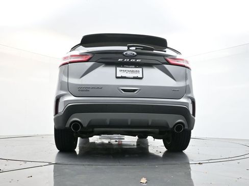 Used 2024 Ford Edge Titanium image 29