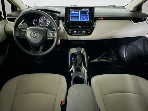 Used 2022 Toyota Corolla LE image 26
