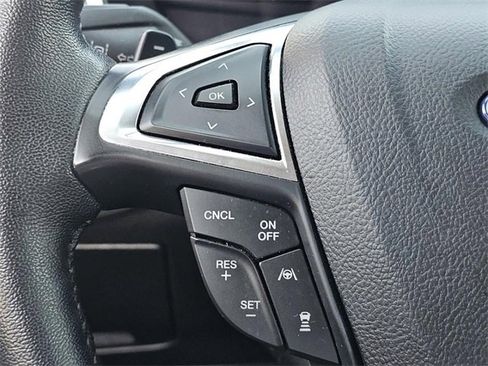 Used 2021 Ford Edge SEL w/ Convenience Package image 32