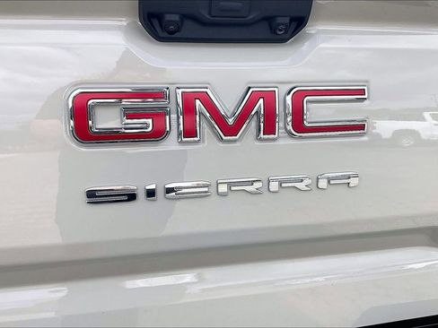 New 2026 GMC Sierra 1500 Pro w/ Graphite Edition AWD/4WD image 9
