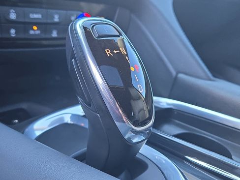 Used 2018 Buick Enclave Premium w/ Experience Buick Package image 17