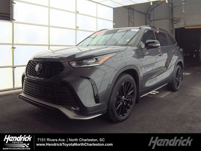 Used 2025 Toyota Highlander XSE