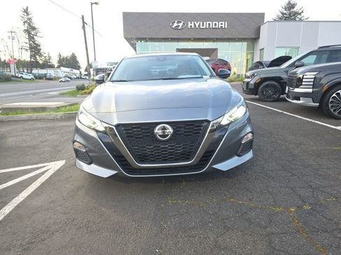 Used 2022 Nissan Altima 2.5 SR image 4