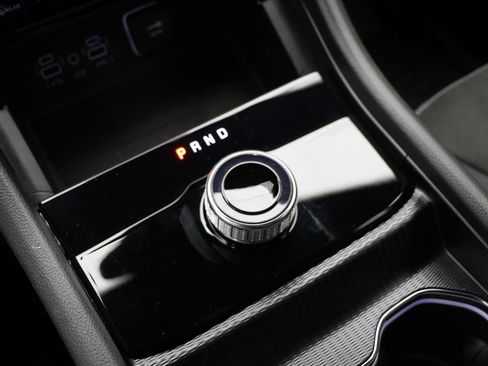 Used 2024 Jeep Grand Cherokee Altitude image 25